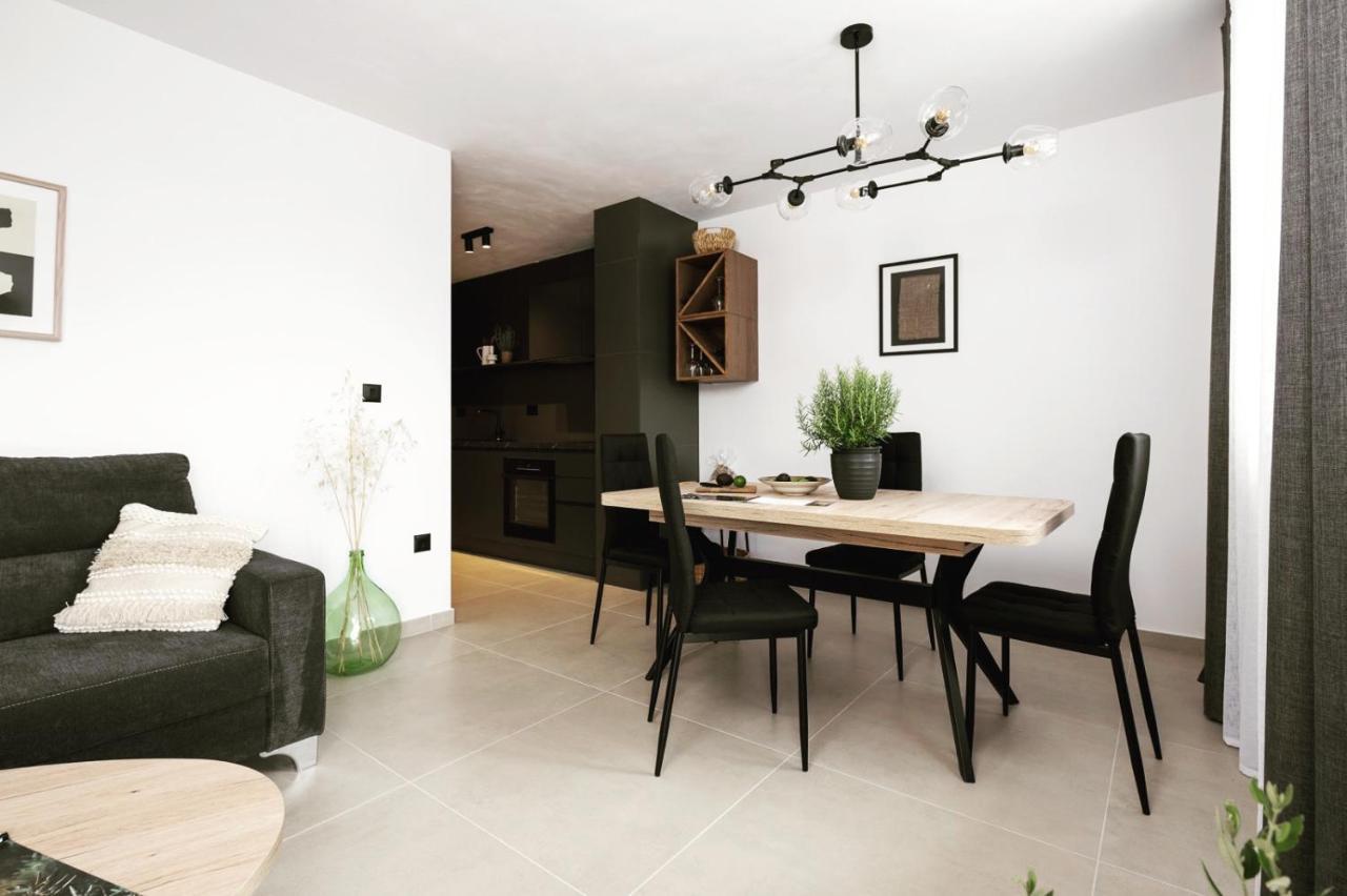 V Residence Apartments Rabac Buitenkant foto